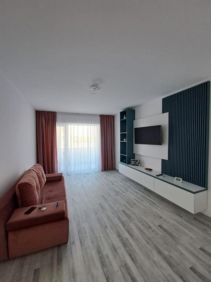 Happy Rental Apartments 2 Craiova Dış mekan fotoğraf