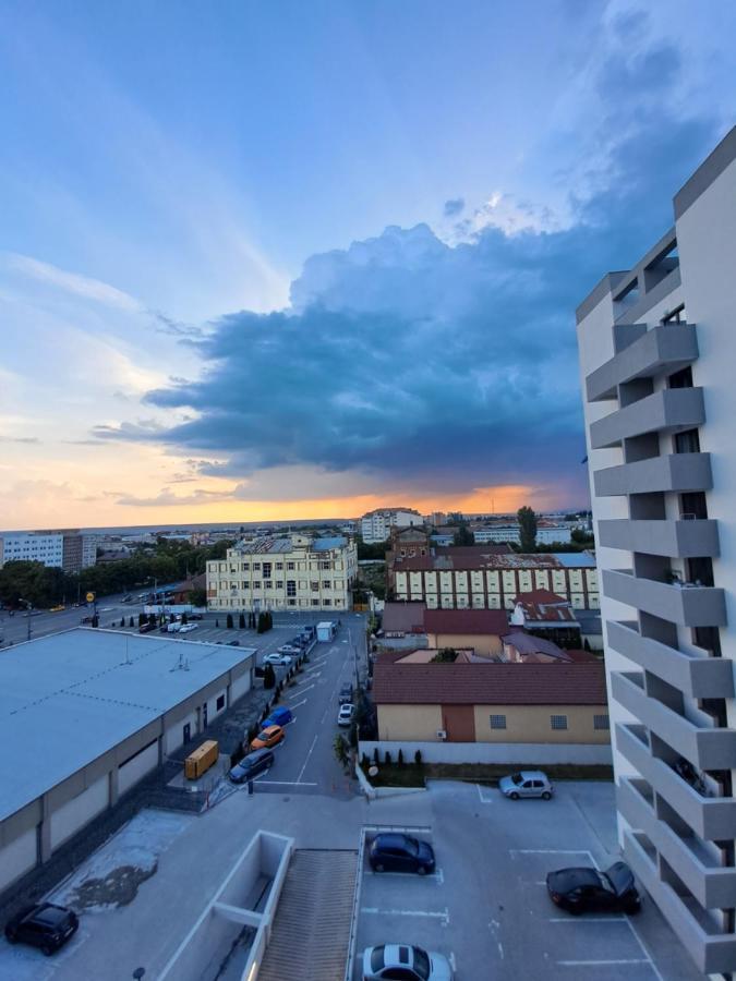 Happy Rental Apartments 2 Craiova Dış mekan fotoğraf