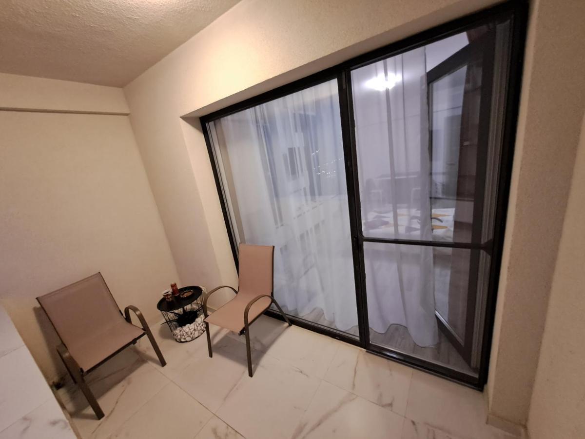 Happy Rental Apartments 2 Craiova Dış mekan fotoğraf